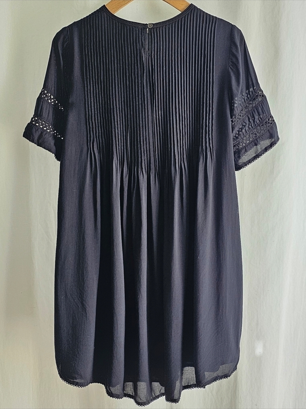Aritzia Wilfred Black Sonore Embroidery Dress - Picture 5 of 16